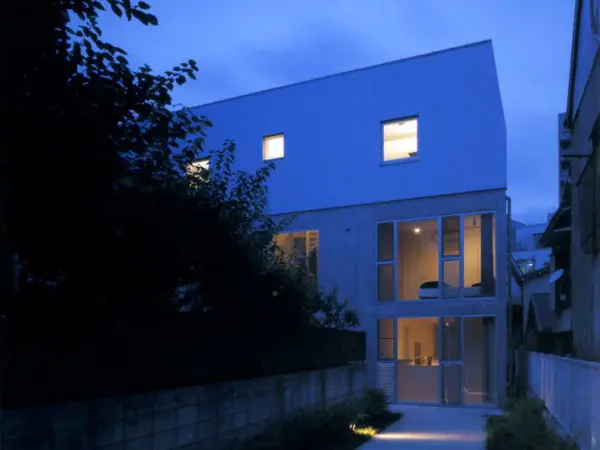 神楽坂の集合住宅