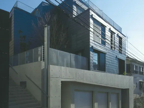 小日向の集合住宅